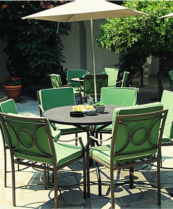 Mix and Match Metal Chairs with Other Outdoor Furniture Mix and Match Metal Chairs with Other Outdoor Furniture