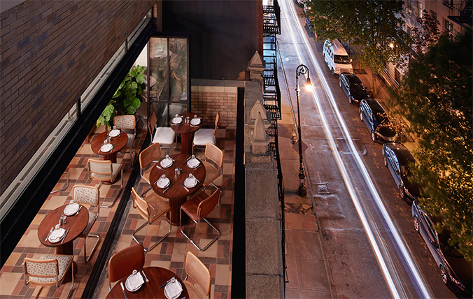 Homeslice Chicago pizza restaurant seating