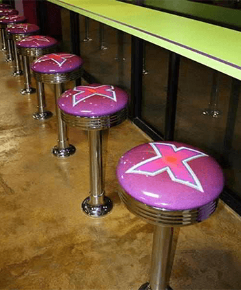 Seating in a Restaurant Seating in a Restaurant